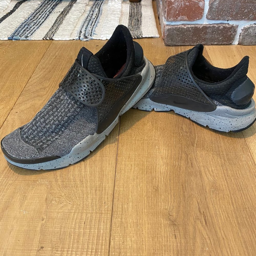 Nike Sock Dart